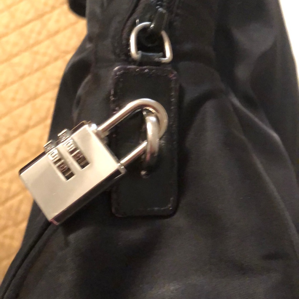 PRADA Tracolla Vela Nero Tote EUC! - Picture 4 of 13